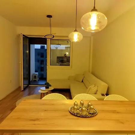 E N A East Gate Living Apartment *